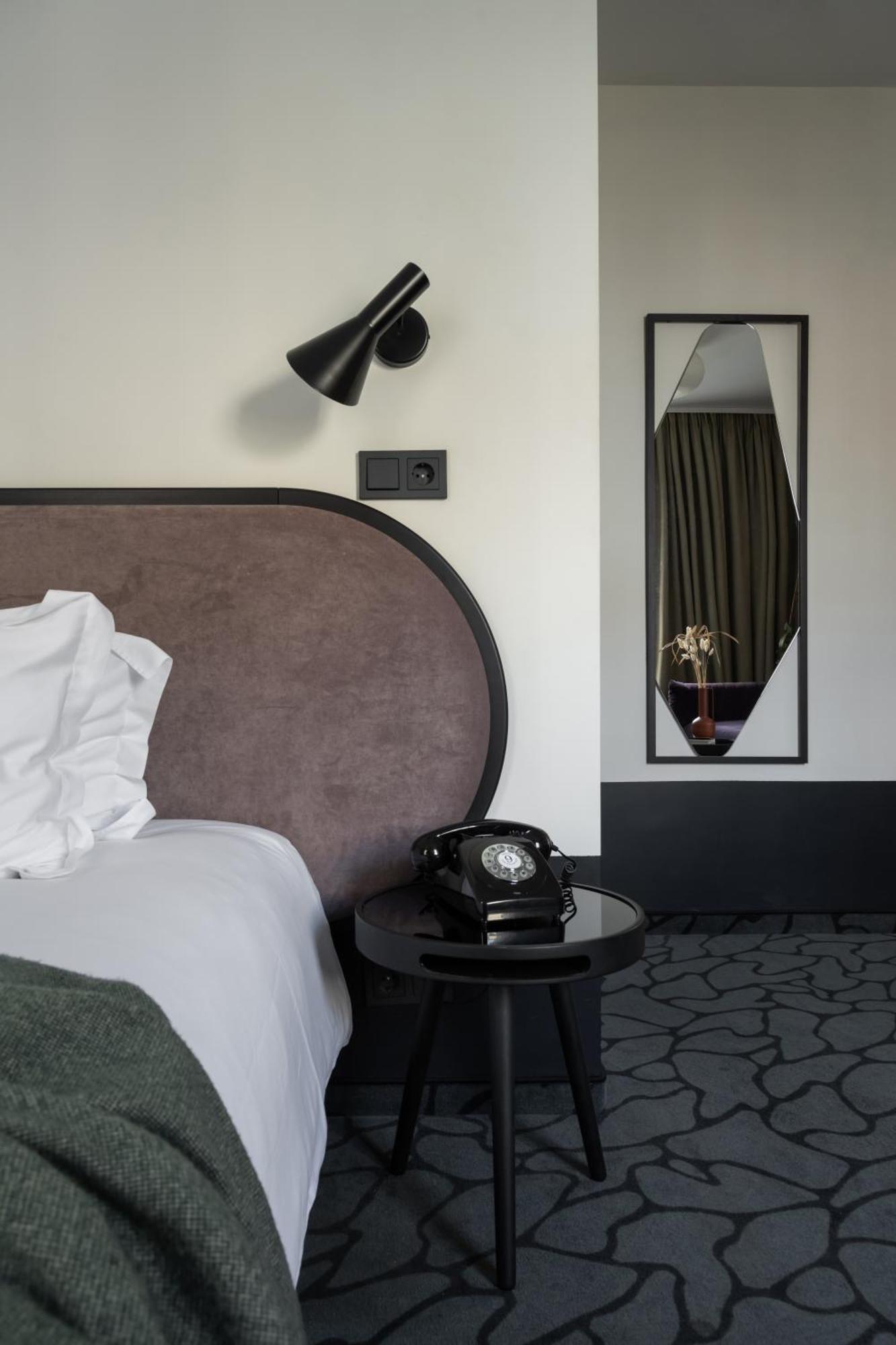 Pavilion Boutique Hotel Belgrad Exteriör bild
